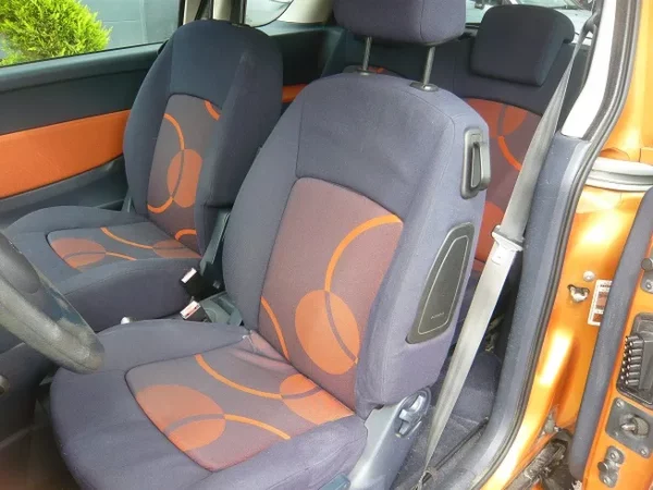 PEUGEOT 1007 – Image 3